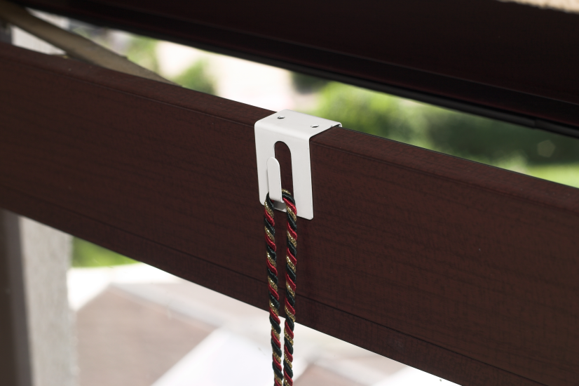 Fenster Klipp Metall weiß - 2 Stück
