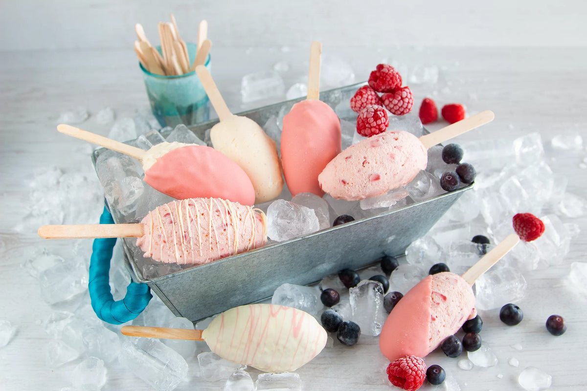 we love baking - Cake Lollies